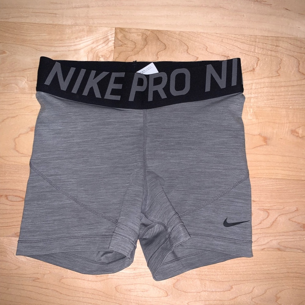 Nike pro spandex shorts size small